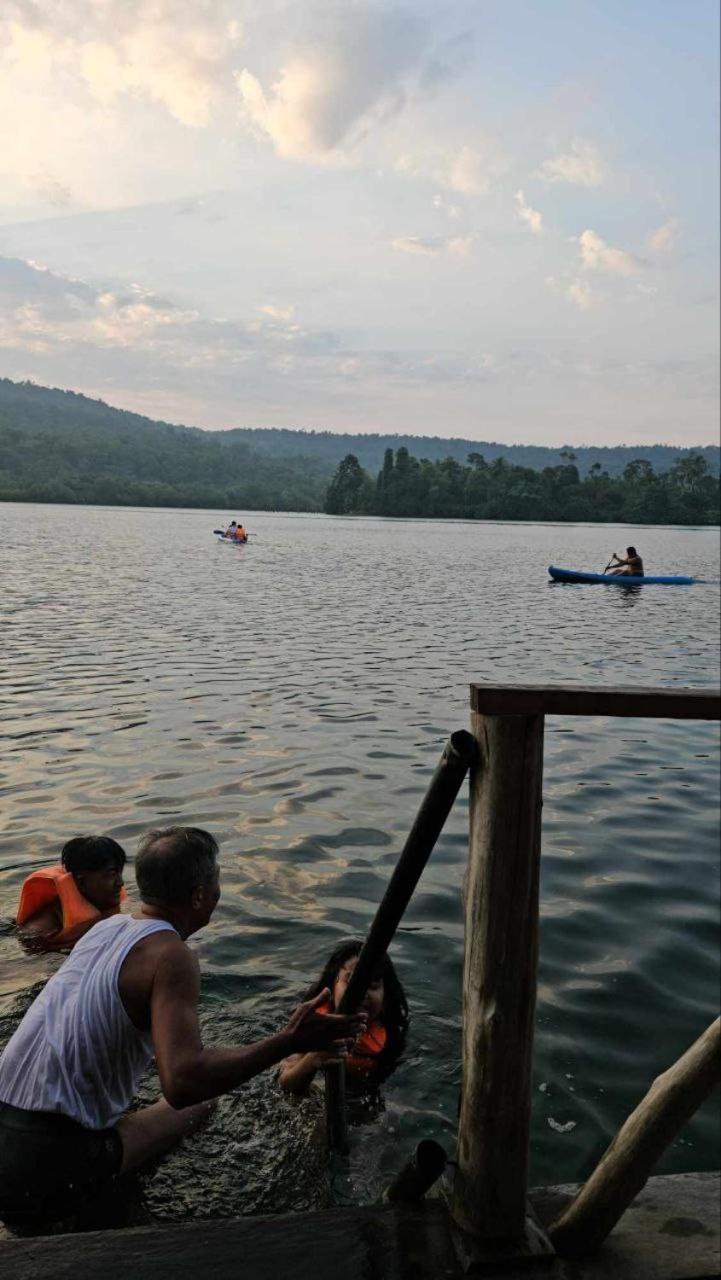 The Floating House Villa Krŏng Kaôh Kŏng Eksteriør bilde